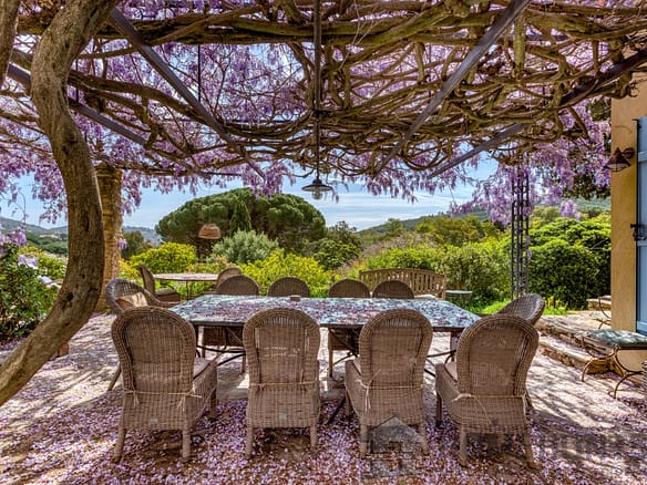 9 Bedroom Villa/House in Le Lavandou 26