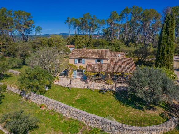 Villa/House in Lorgues 20