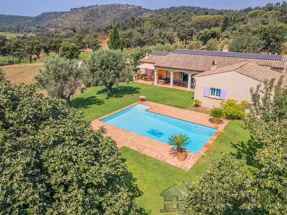 4 Bedroom Villa/House in Cogolin 5