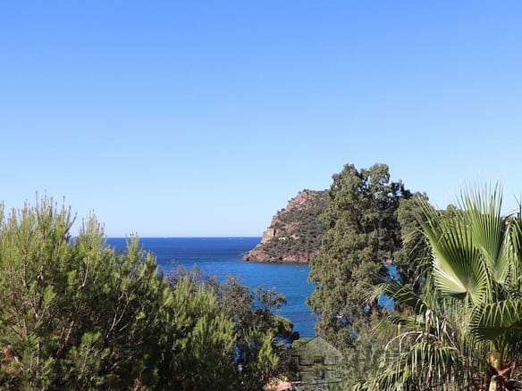 6 Bedroom Villa/House in Rayol Canadel Sur Mer 5