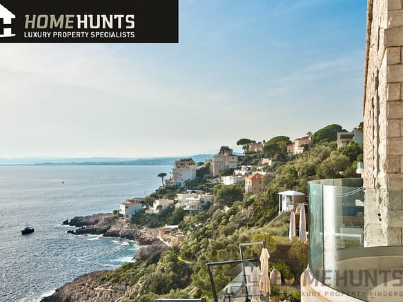 2 Bedroom Apartment in Nice - Mont Boron 5