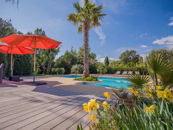 5 Bedroom Villa/House in Grimaud 7