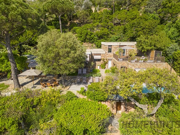 5 Bedroom Villa/House in Bormes Les Mimosas 5