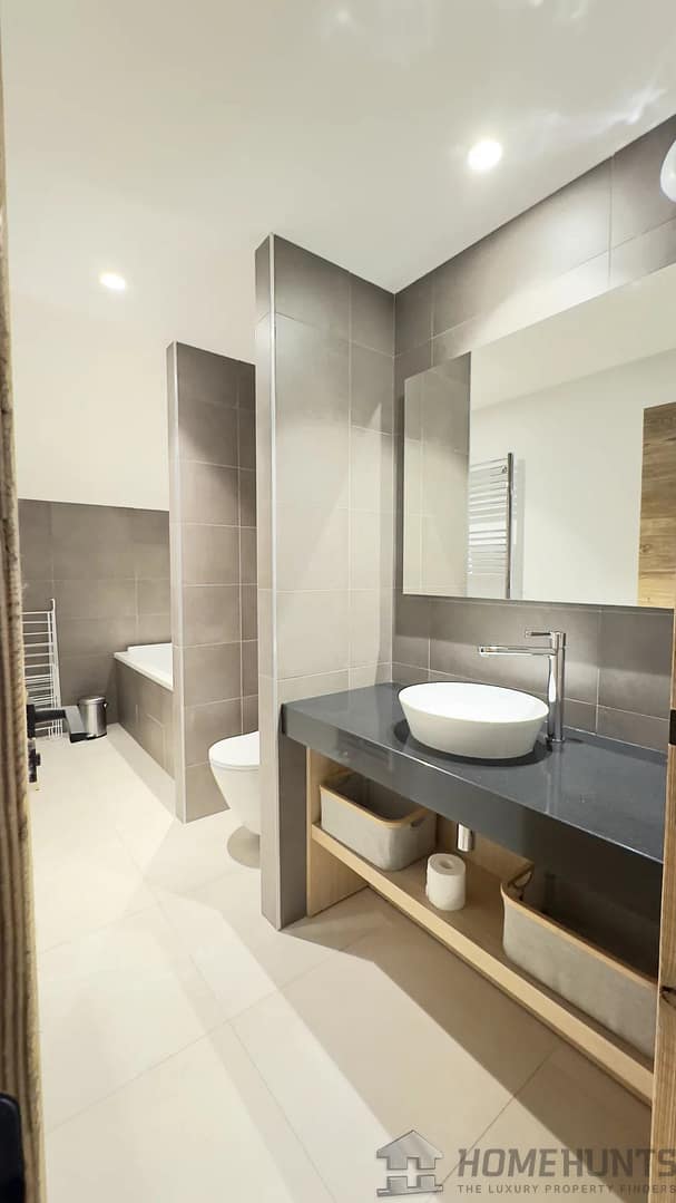 property_HH-15923923-9