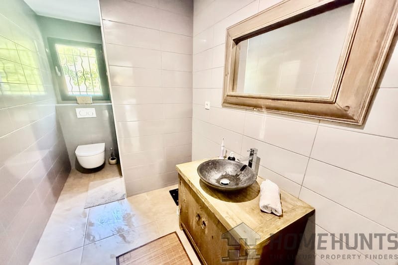 property_HH-15965119-11