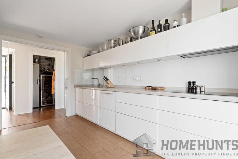 property_HH-15943180-27