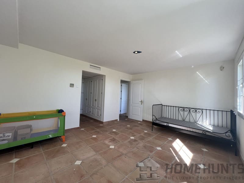 property_HH-15979169-26