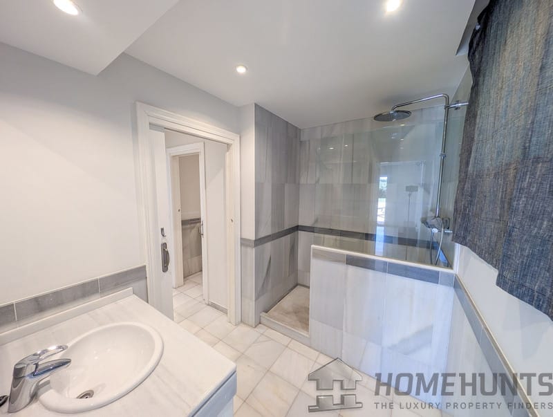 property_HH-15955273-12