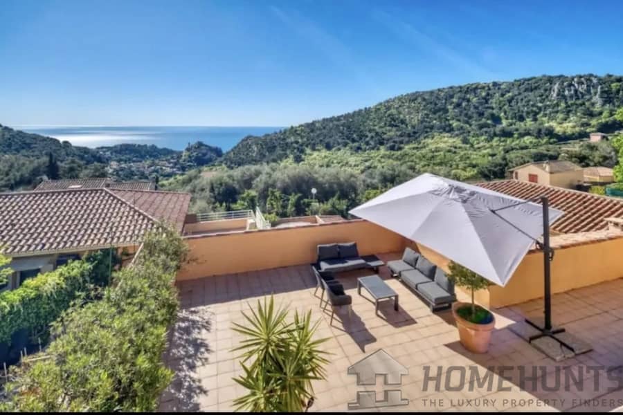 2 Bedroom Apartment in Eze 11