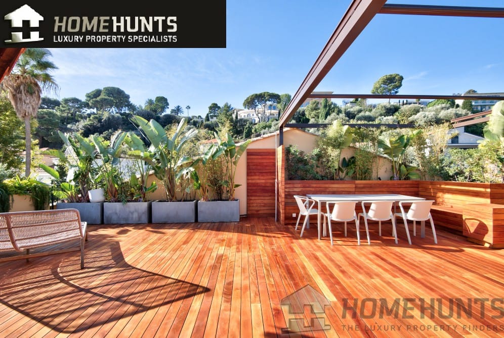 3 Bedroom Apartment in St Jean Cap Ferrat 6