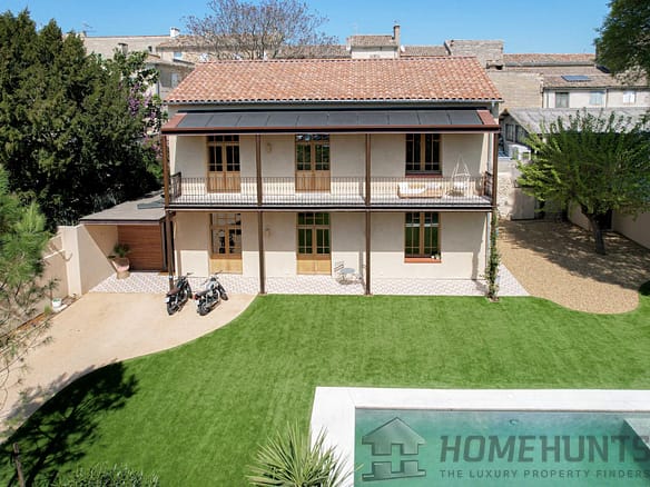 4 Bedroom Villa/House in Uzes 5