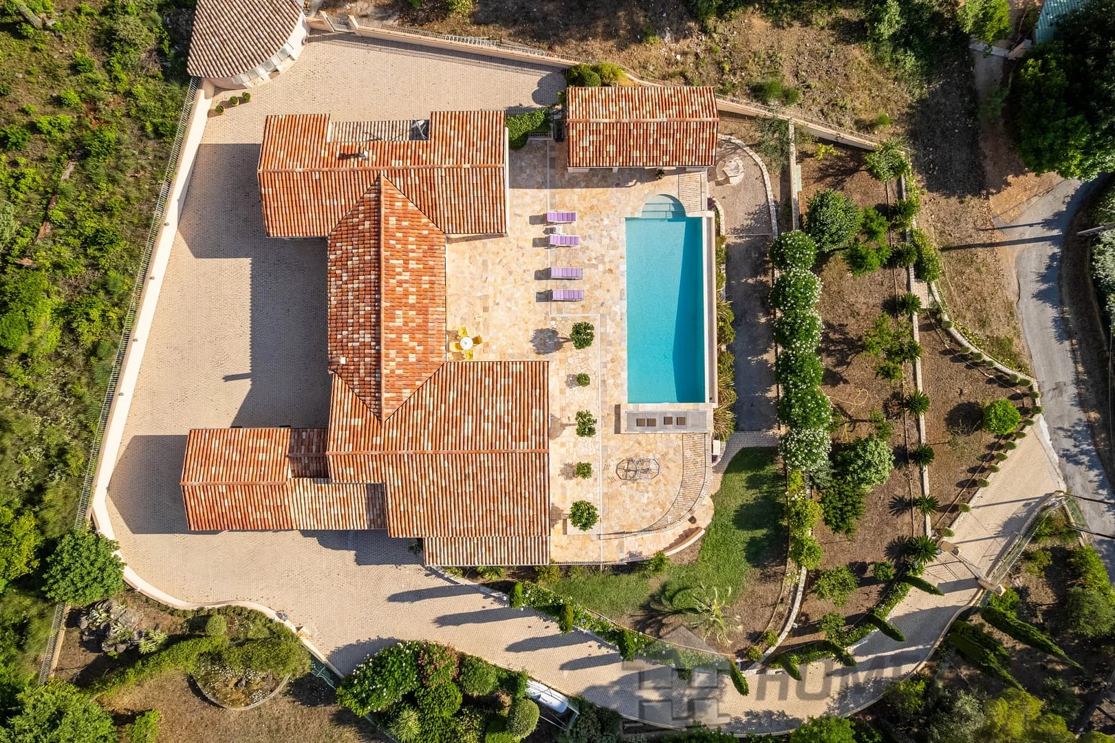 property_HH-15987767-23