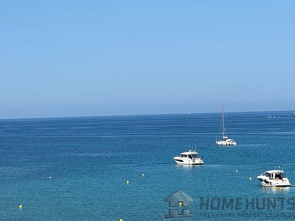 4 Bedroom Villa/House in Sanary Sur Mer 5