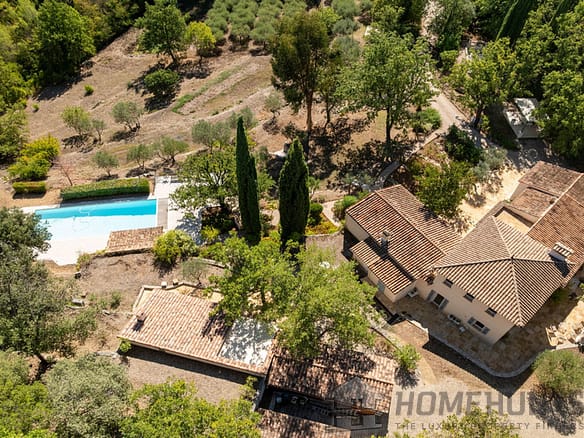 4 Bedroom Villa/House in Claviers 2