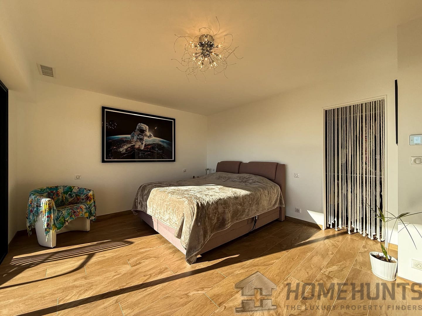 property_HH-15994717-16