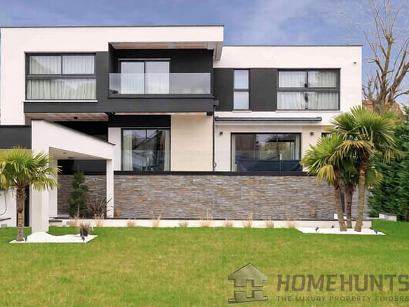 Villa/House For Sale in Saint-maur-des-fossés 22