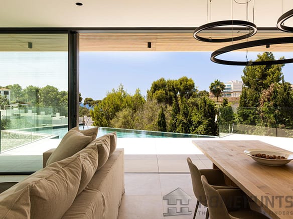 Villa/House For Sale in Bendinat 7
