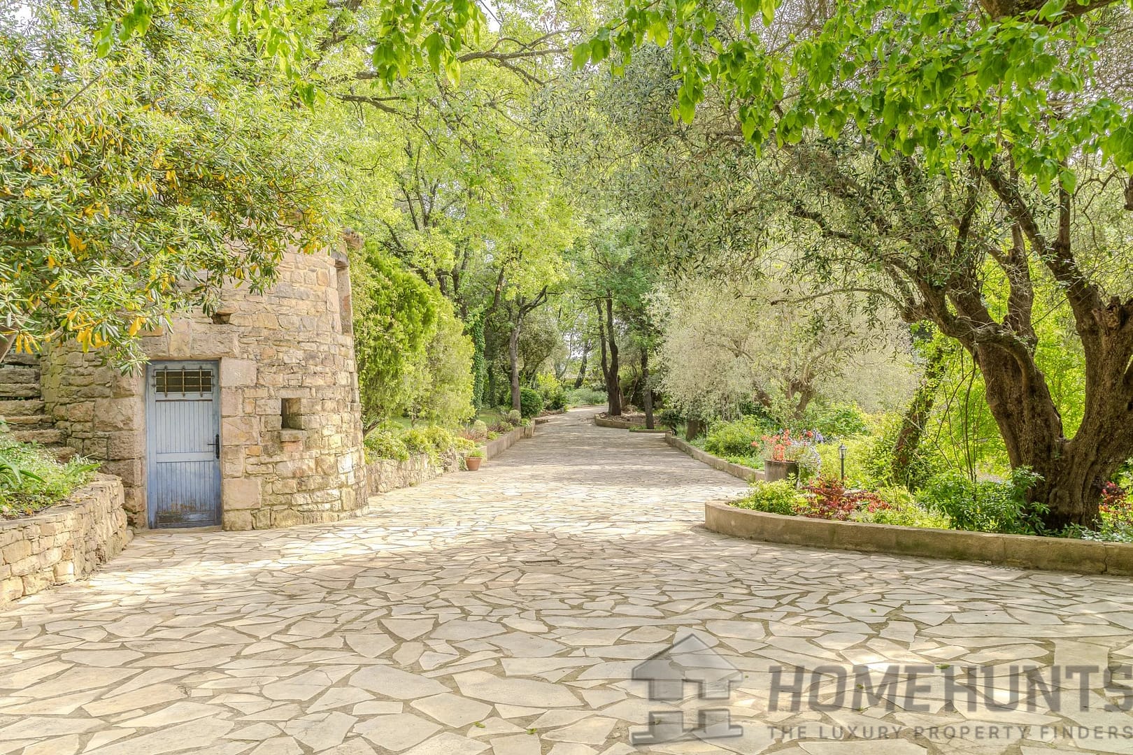 property_HH-16008570-23