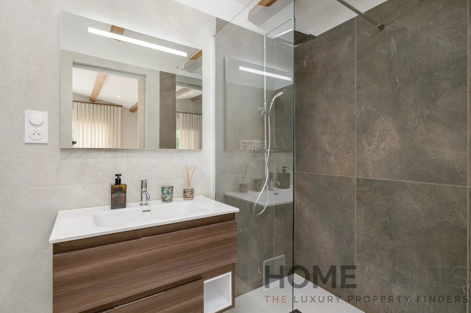 property_HH-15801620-21