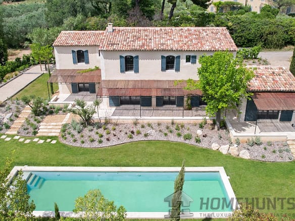 5 Bedroom Villa/House in Maussane Les Alpilles 2