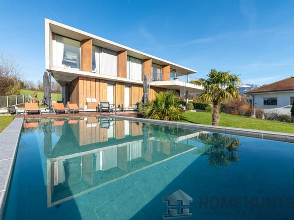 4 Bedroom Villa/House in Annecy 9