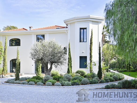 6 Bedroom Villa/House in Cap D Antibes 7