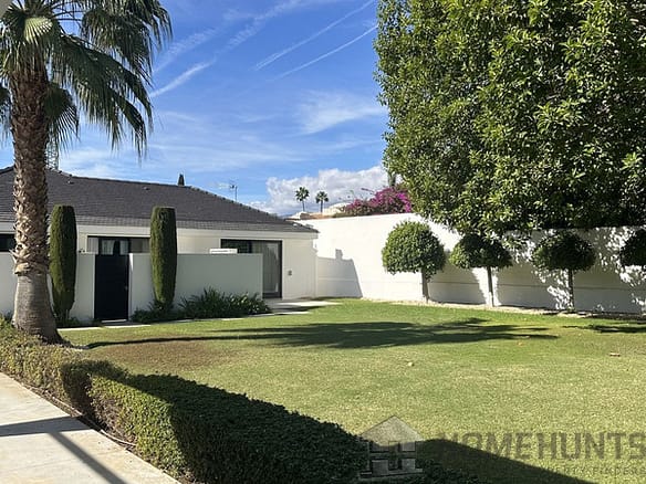 6 Bedroom Villa/House in Guadalmina Baja 3
