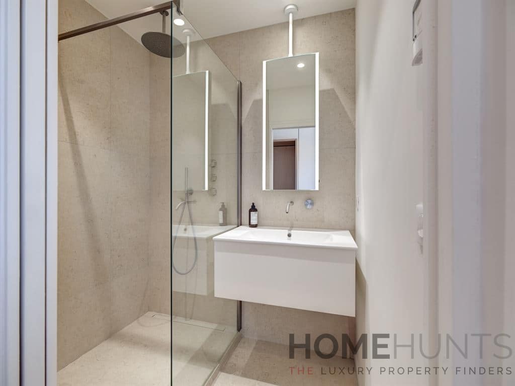 property_HH-15895406-11