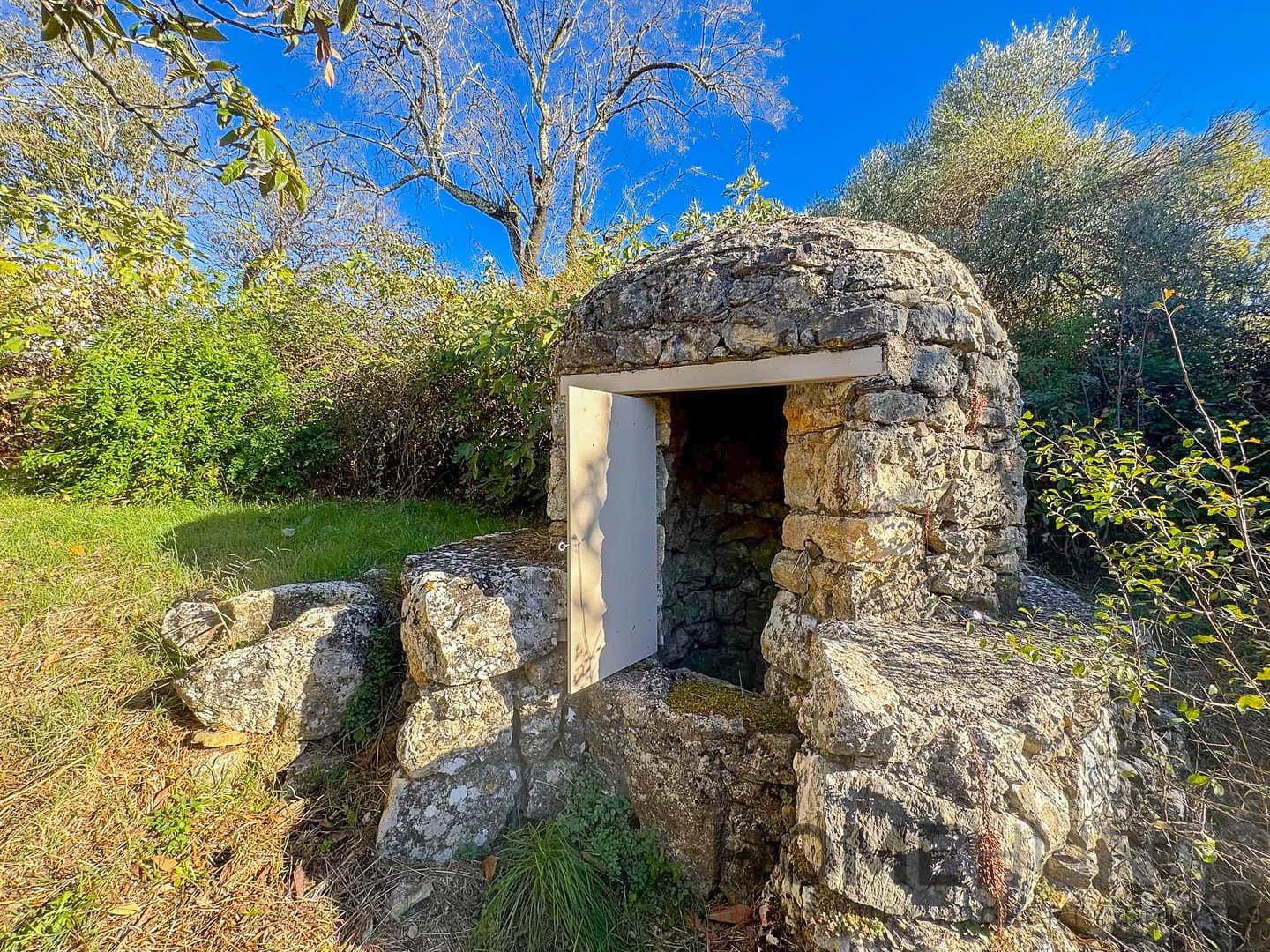 property_HH-16135001-14