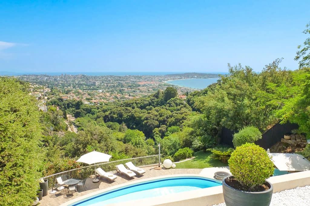 A Property Buyer's Guide to Cannes 5 Photo of View of Super Cannes