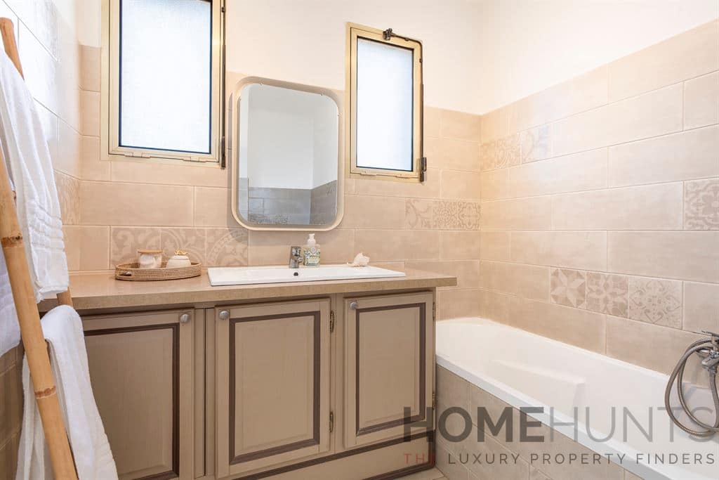 property_HH-15943648-9