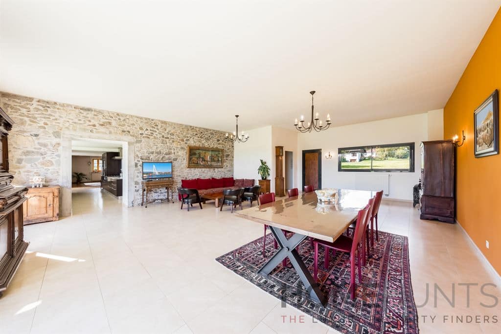 property_HH-15950337-10