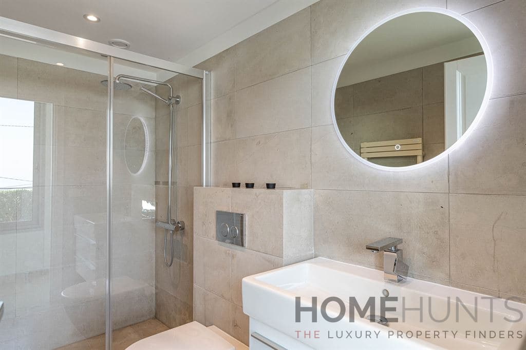 property_HH-15979130-19