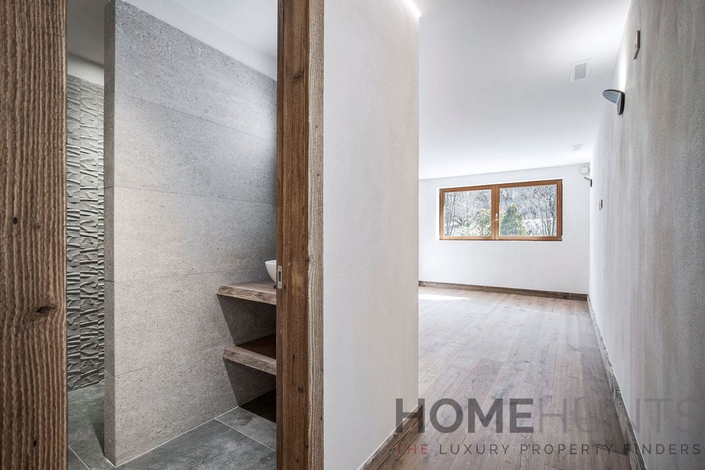 property_HH-16021940-12