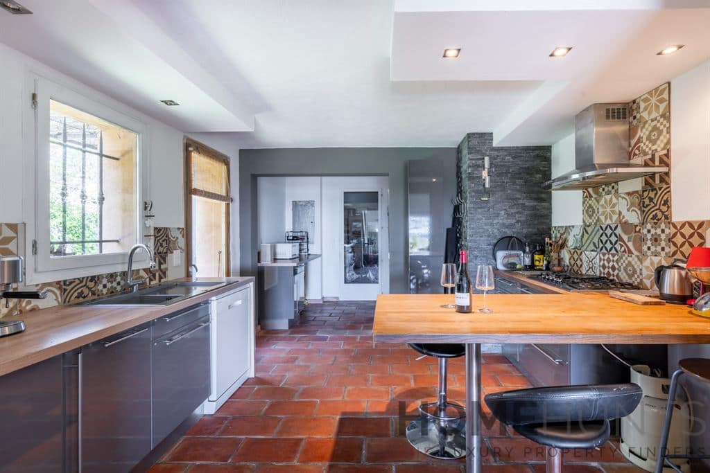 property_HH-16141199-10