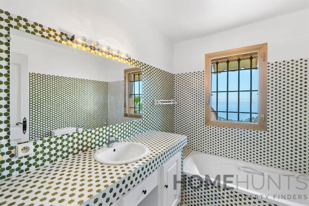 property_HH-15870485-11