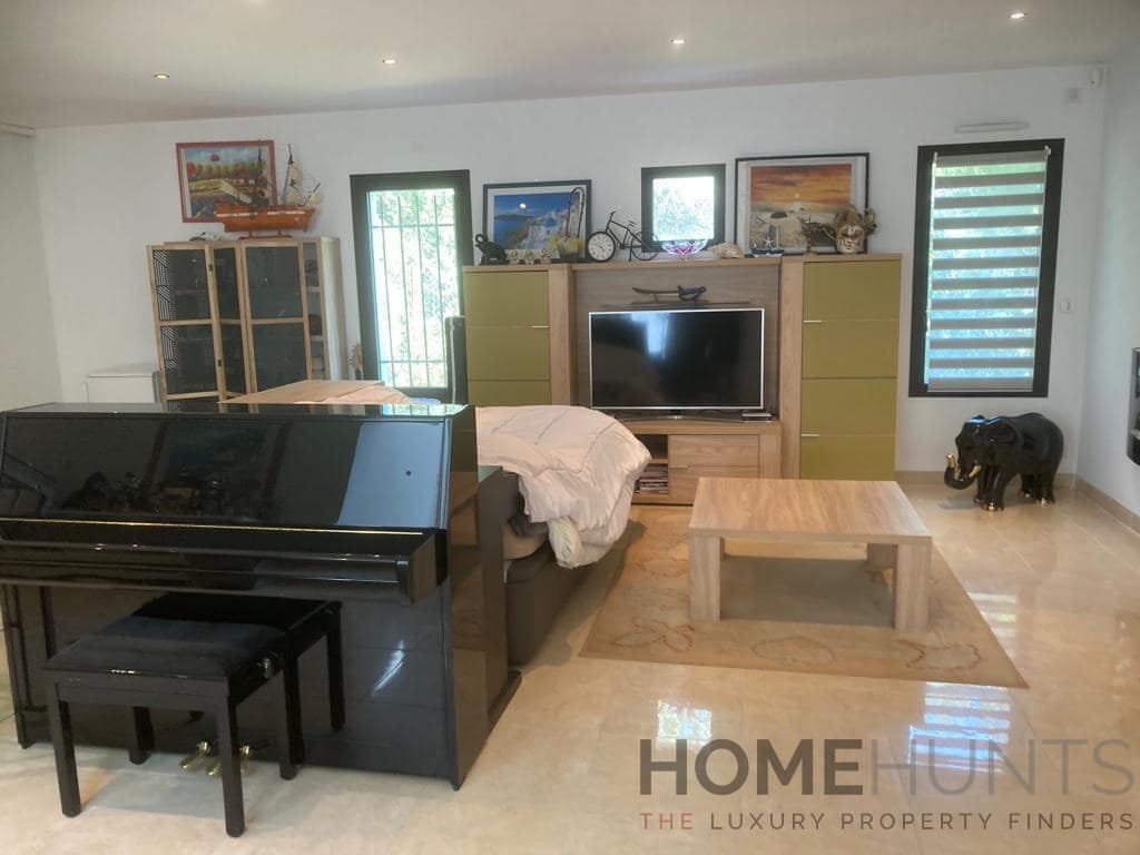 property_HH-15722198-12