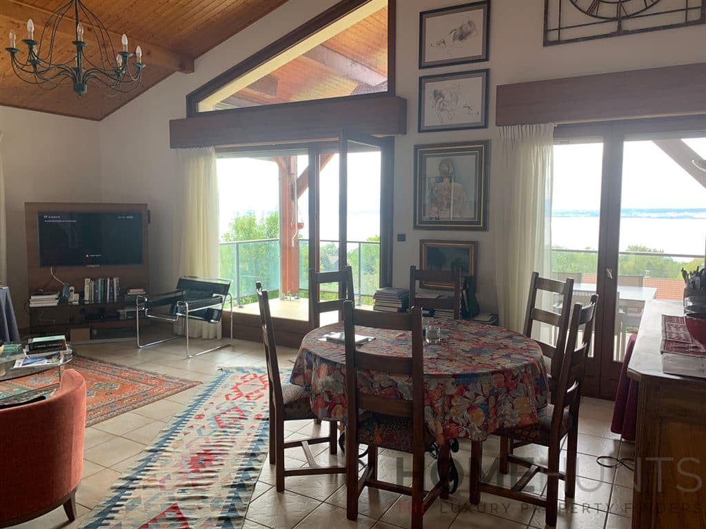 property_HH-15943642-10