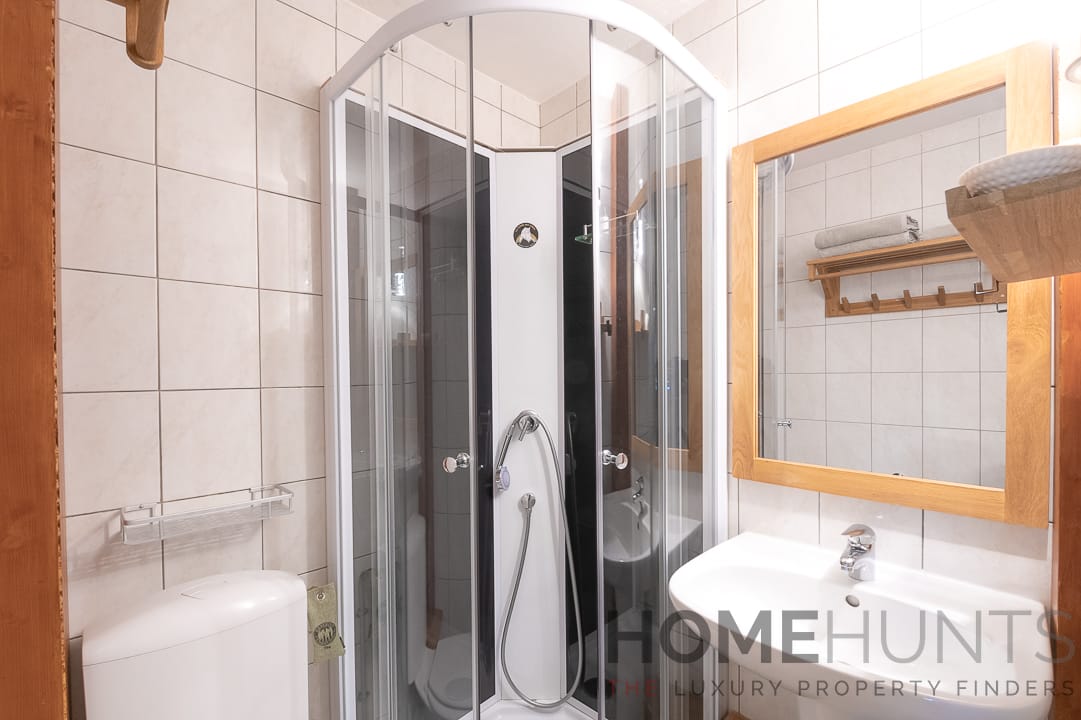 property_HH-15984997-6