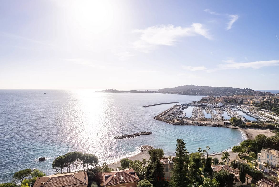 Villa/House For Sale in Beaulieu Sur Mer - HH-16035453