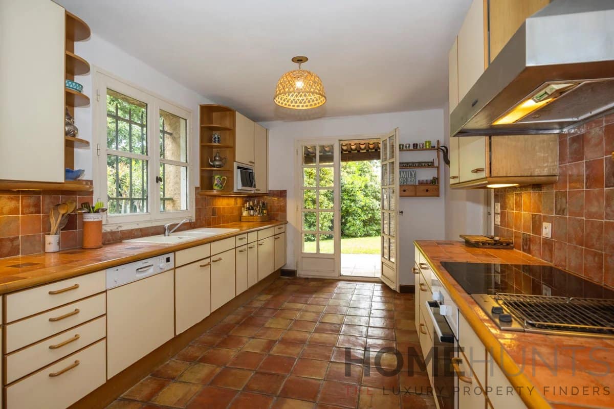 property_HH-16208808-10