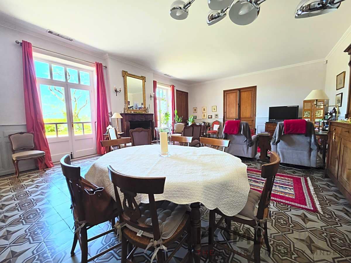 property_HH-15845531-10