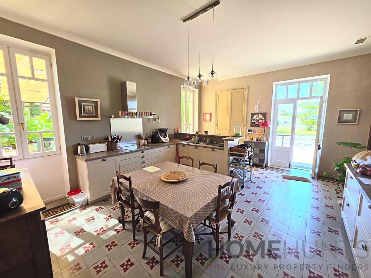 property_HH-15845531-11