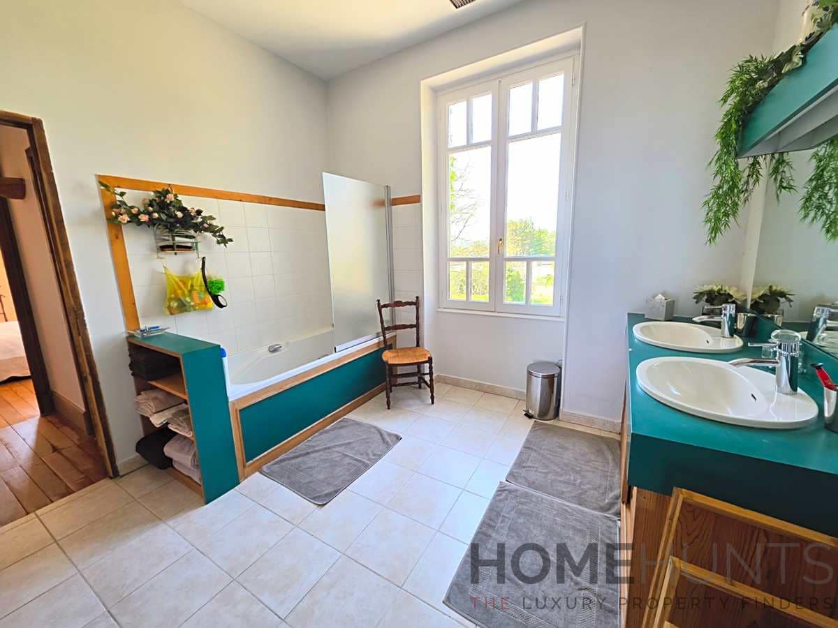 property_HH-15845531-19