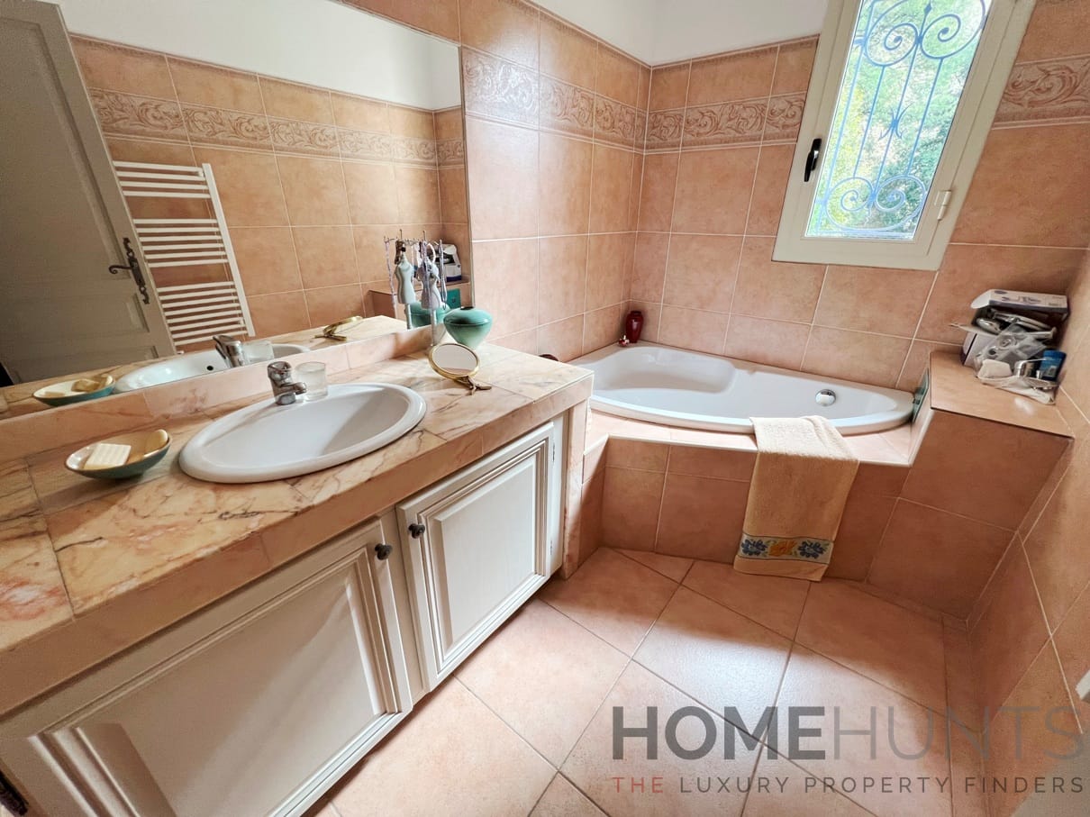 property_HH-15785389-11