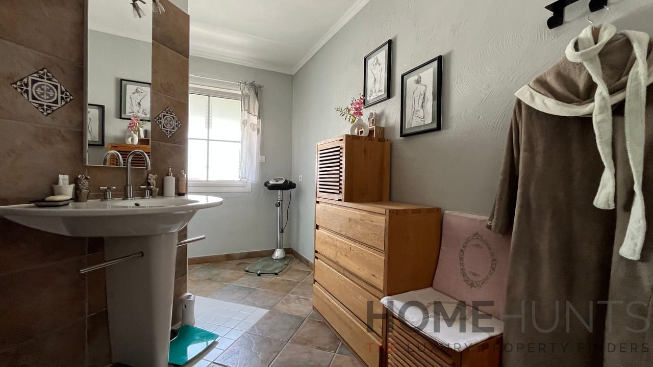 property_HH-15884753-6