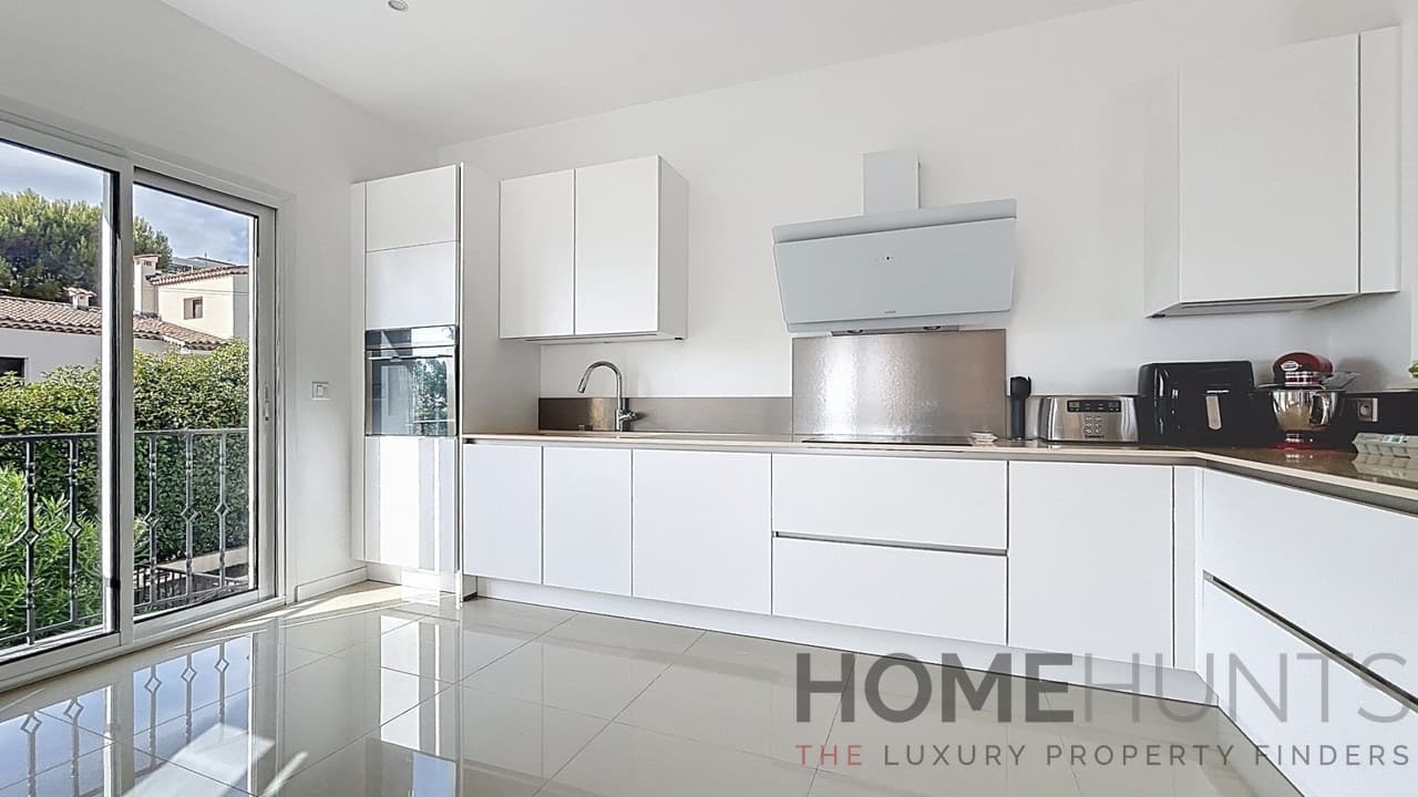 property_HH-15925909-10