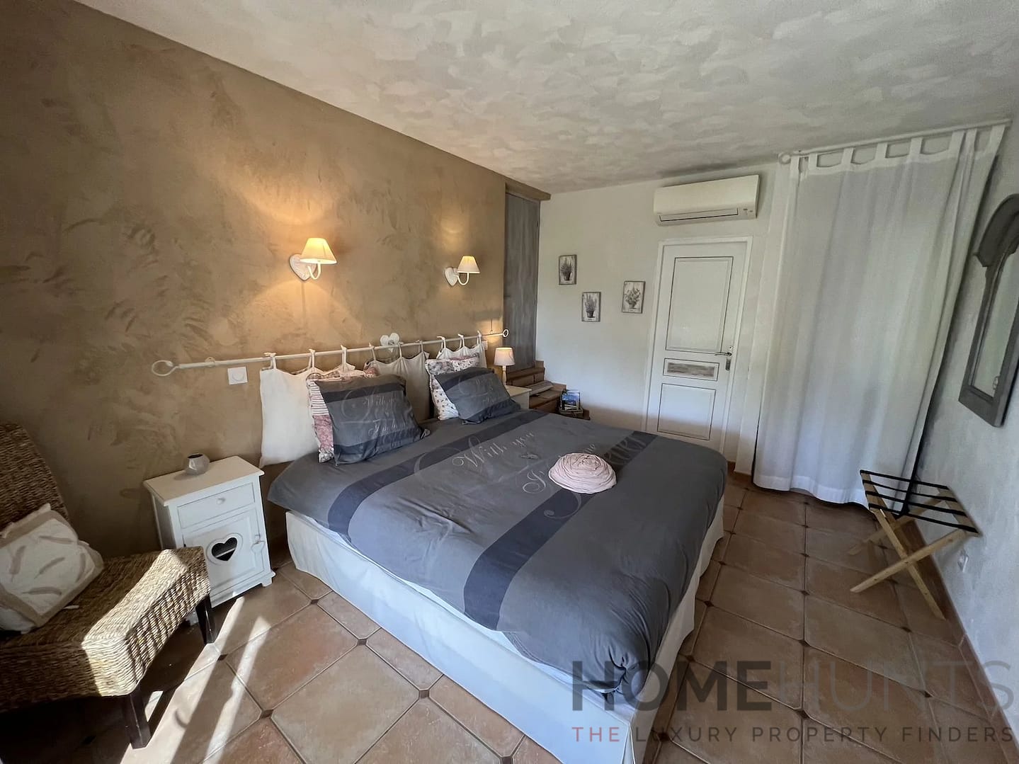 property_HH-15409246-21