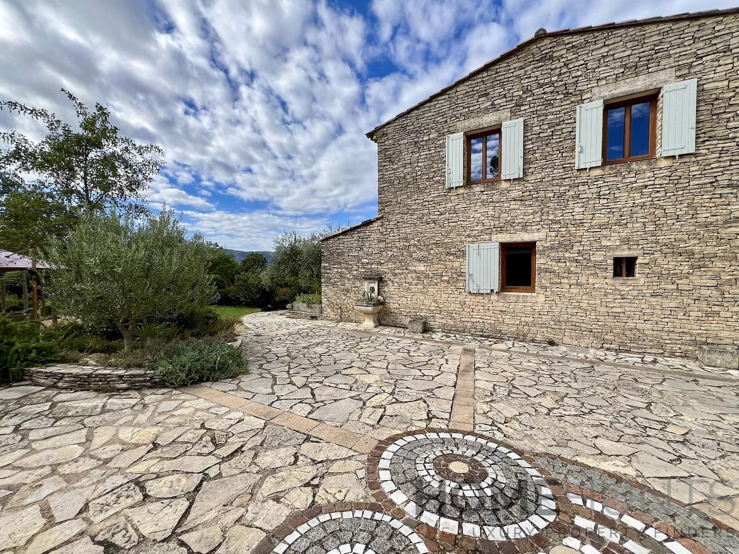 property_HH-15537960-12