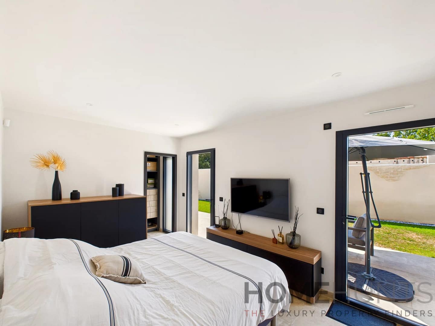 property_HH-15905943-10